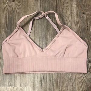 Worn once sports bra from Lululemon❤️